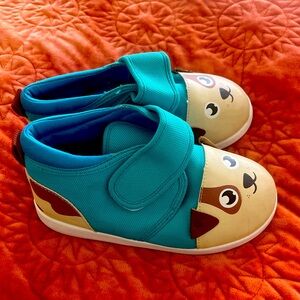 Ikiki squiky Kids' Blue Dog Face Shoes Sz 13